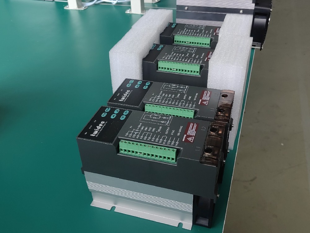 ����ͨ�������������Ż���ƹ����еĵ�Դ�ȹ�����������������